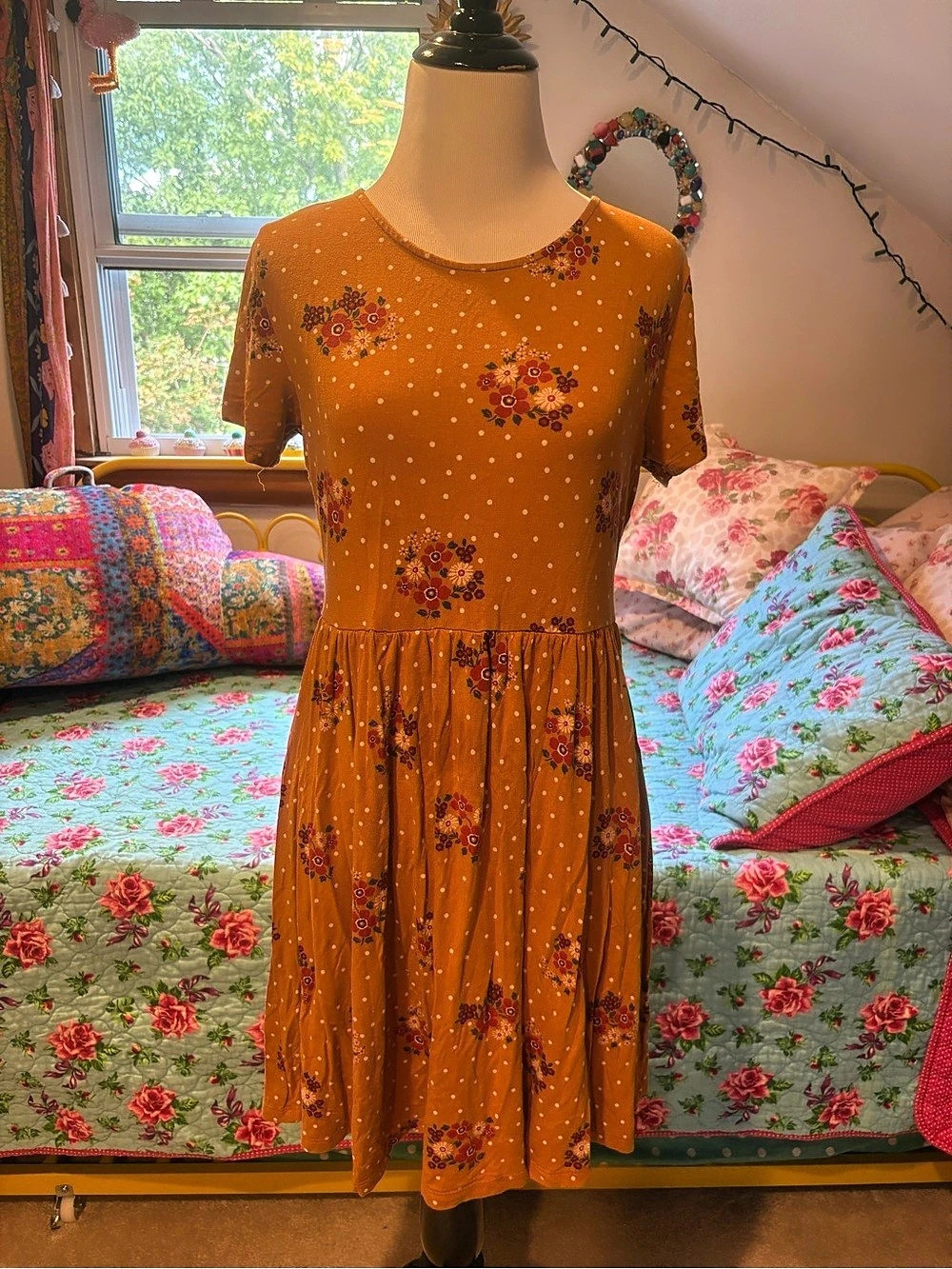 Forever 21 Floral Mini Dress in Orange Size Small